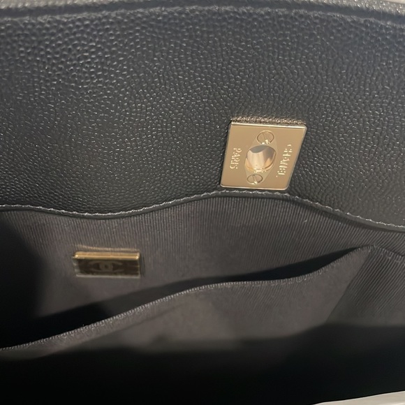 Authentic Chanel Classic Timeless Caviar Leather Tote. - Picture 6 of 12